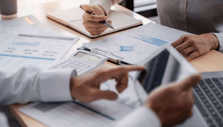 difference between llc and dba